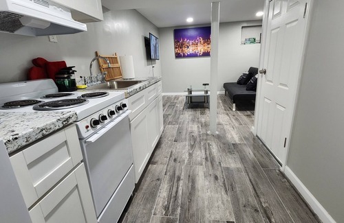 Irvington Apartment | Cozy 2 Bedroom Luxury Basement Near Airport-NYC -Dream Mall -Prudential Centern