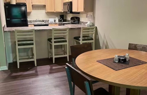 McGaheysville Resort | Cozy 2-bedroom resort with AC, WiFi in enjoyable Massanutten