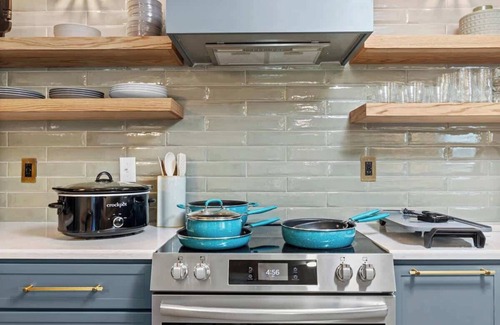 Northeast Pensacola Apartment | Cozy- 2 bedroom stay in Pensacola