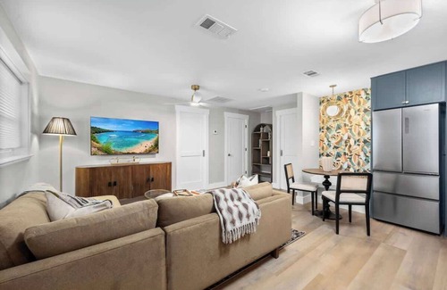 Northeast Pensacola Apartment | Cozy- 2 bedroom stay in Pensacola