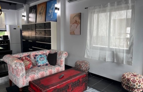 Chiang Mai House | Cozy 2-bedroom townhome in charming San Phi Suea with WiFi, AC