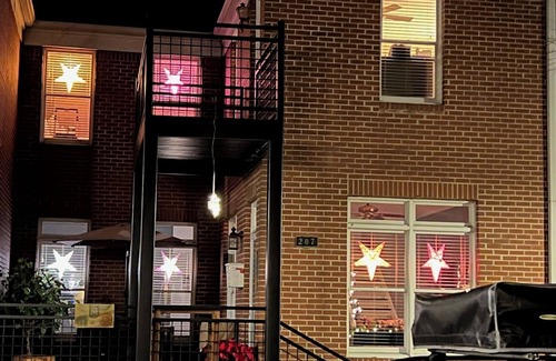 Downtown Chattanooga House | Cozy 2-bedroom Townhome with free parking in charming Downtown Chattanooga