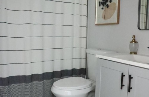 Tuckahoe House | Cozy 2-bedroom townhome in enjoyable Richmond with WiFi, AC