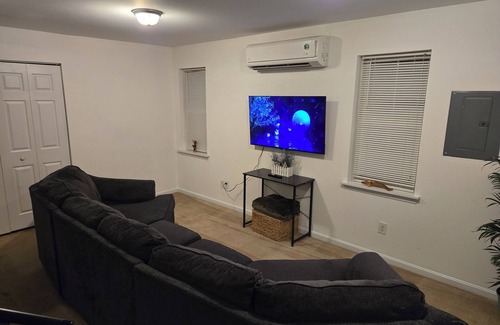 Elkton Apartment | Cozy 2-bedroom apartment close to Canal Bike Trail in wonderful Chesapeake City