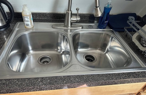 Farmington Hills Apartment | Cozy 2 bedrooms