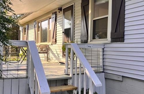 Kedron House | Cozy 2-bedroom vacation home, 15-minute drive to Spring Hill