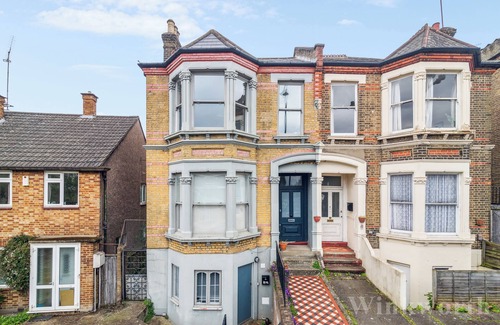 New Cross Apartment | Cozy 2-bedroom with view