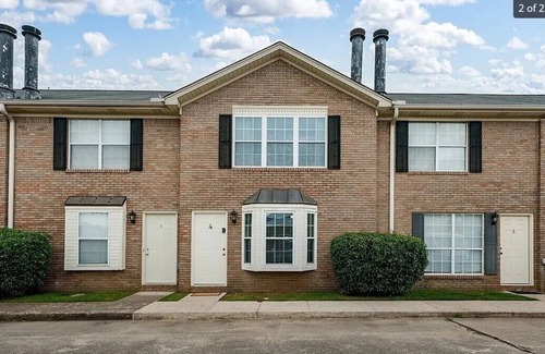 Forest Lake Condo | Cozy 2-bedrooms Condo near Stadium in Tuscaloosa