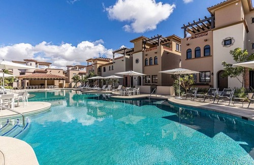 Los Cabos Apartment | Cozy 2 BR with Private Terrace & BBQ in Quivira