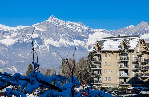 Saint-Gervais-les-Bains Apartment | Cozy 2-Room Cabin Apartment, Sleeps 6, Near Ski Lift with Pool and Ski Locker