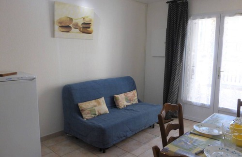 Saint-Hilaire-de-Riez Apartment | Cozy 2-Room Apartment Near Beach with Garden Terrace and Garage, Saint-Hilaire-de-Riez