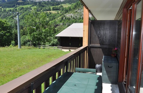 Abondance Apartment | Cozy 2-room Apartment with Balcony, Quiet Location, Near Slopes in Abondance, France
