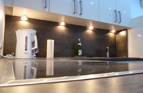 Fehmarn Apartment | Cozy 2 room apartment w. Balcony + sea view between marina and beach + WLAN