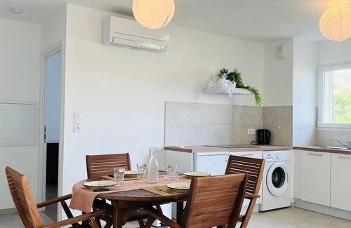 Calvi Apartment | Cozy 2-Room Apartment with AC, Private Garage, and Beach Access in Calvi