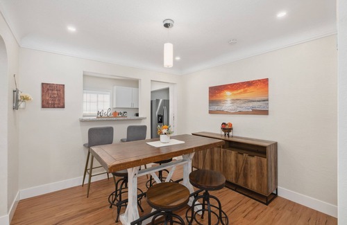 Raisin House | Cozy 2B/1Bth on Peaceful Street
