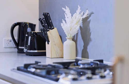 Box Hill Apartment | Cozy 2B1B at Box Hill