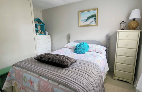Truro Cottage | Cozy 2BD Cottage-DUCTLESS MINI-SPLITS, Patio, Short Drive to Truro Beaches & Attractions