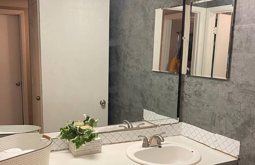 Smyrna Apartment | COZY 2bedroom apt near the brave stadium and 15 mn from buckhead