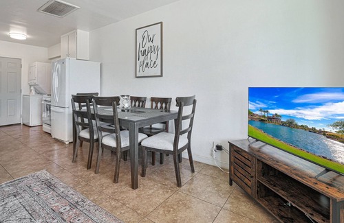 Governmental Mall Apartment | Cozy 2BR Apt, mins Hospitals + Free Parking + Wifi