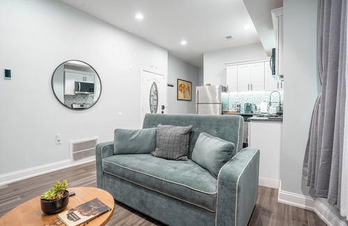 Garden Court Apartment | Cozy 2BR Loft 2nd Floor Retreat/The Loft@Cedar Park Philadelphia