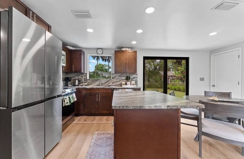 Tampa House | Cozy 2BR Tampa Retreat, Pet-Friendly & Near Downtown