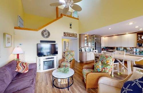 Litchfield by the Sea Villa | Cozy 2BR Villa by Litchfield Beach - Heron Marsh