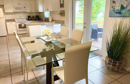 Florida Central Atlantic Coast House | Cozy 3/2, 5mins to Disney, 10 to Universal