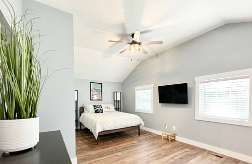 Conway Ski Chalet | Cozy 3 Bdrm Chalet Near Everything!