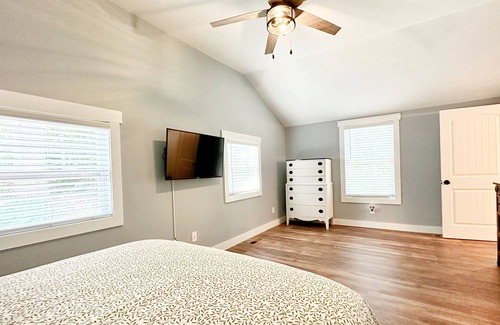 Conway Ski Chalet | Cozy 3 Bdrm Chalet Near Everything!