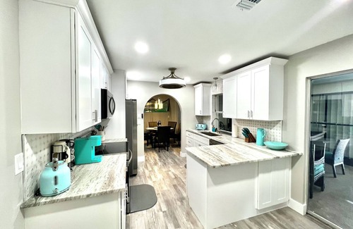 Port Charlotte House | Cozy 3-bed 2 bath in lovely Port Charlotte with heated pool and optional boat.
