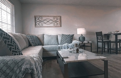 East Bakersfield House | Cozy 3 Bed 2 Bath Home