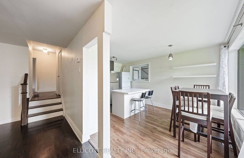 Aurora House | Cozy 3-bedroom bungalow in charming Aurora with AC, WiFi