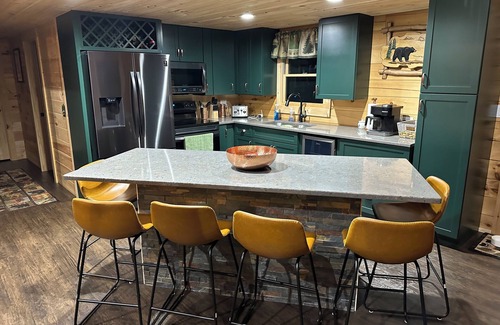 Campton Cabin | Cozy 3-bedroom cabin in lovely Campton with AC, WiFi
