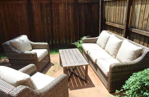 Starkville Condo | Cozy 3-bedroom condo conveniently located near campus in Starkville.