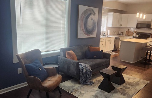 Indianapolis House | Cozy 3-bedroom house near Lucas Oil Stadium in downtown Indianapolis.