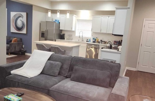 Indianapolis House | Cozy 3-bedroom house near Lucas Oil Stadium in downtown Indianapolis.
