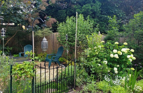 Woodland Heights House | Cozy 3 bedroom house in the City, steps away from trails and river adventures
