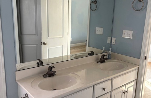 Thomson House | Cozy 3-bedroom house in nice country club community.Perfect for Masters