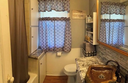 Waverly House | Cozy 3-bedroom residential home