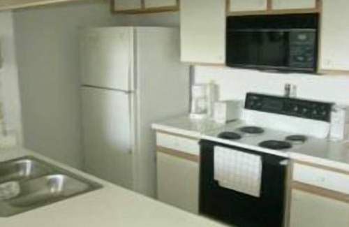 Royal Palm Bay Condo | Cozy 3 bedroom Resort Condo Only 2 Miles to Disney