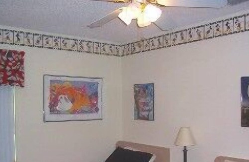 Royal Palm Bay Condo | Cozy 3 bedroom Resort Condo Only 2 Miles to Disney