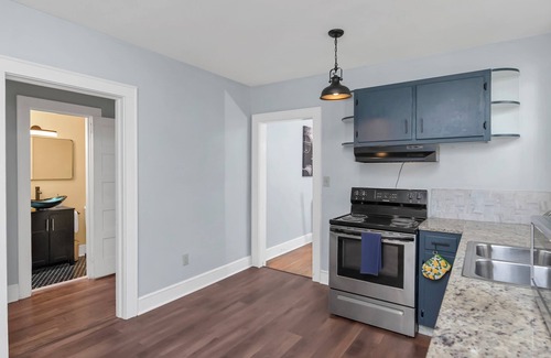 Rosewood House | Cozy 3-bedroom townhome in charming Columbia with WiFi, AC