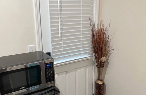 Kennesaw House | Cozy 3-bedroom townhome in pleasant Kennesaw with AC, WiFi