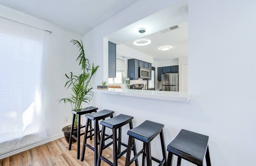 Clodine House | Cozy 3 bedrooms home with a fireplace.