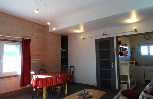 Arette Apartment | Cozy 3-Room Apartment with Free Parking and Ski Locker at La Pierre St Martin