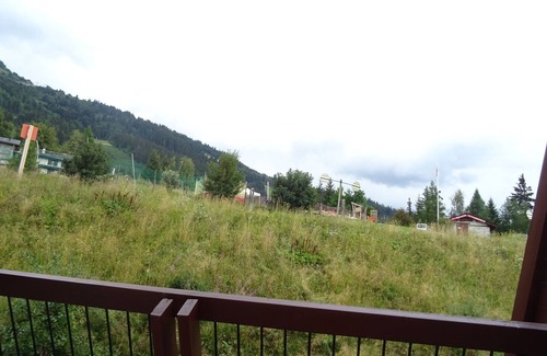 Arc-1600 Apartment | Cozy 3-Room Apt for 8 in Arc 1600, Near Slopes & Shops, South-Facing Balcony