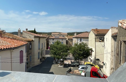 Roubia Cottage | Cozy 3 stairs apartment in charming village south of France
