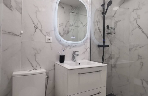 Merignac Apartment | Cozy 36 M² With Balcony Perfect For 2.