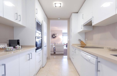 Guadalmina Apartment | Cozy 3bd in Guadalmina. Los Flamencos Terrace