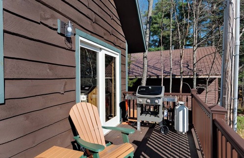 Lake Placid Club Cabin | Cozy 3Bedroom w/2 Bath and Full Kitchen, Outdoor BBQ, Fire Pits
